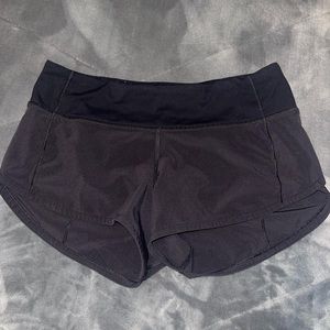 Lululemon Hottie Hot shorts